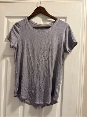 Lululemon Women’s Lightweight Short Sleeve Tee - Lavender Gray